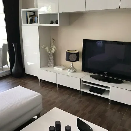 Lina Апартаменты Бандоль